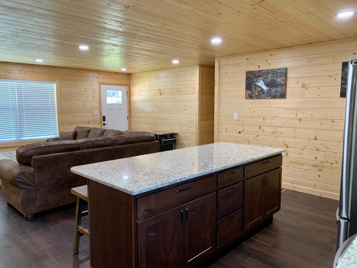 The Brick House: Brand New! 3 Bedroom Home With Private Driveway Pigeon Forge Exterior foto