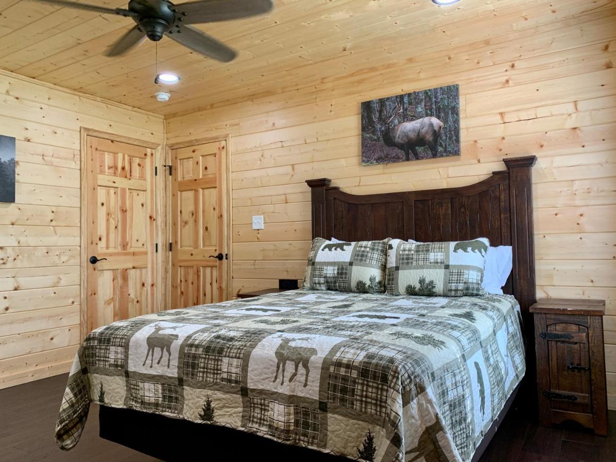 The Brick House: Brand New! 3 Bedroom Home With Private Driveway Pigeon Forge Exterior foto
