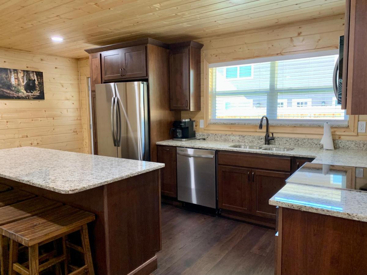 The Brick House: Brand New! 3 Bedroom Home With Private Driveway Pigeon Forge Exterior foto
